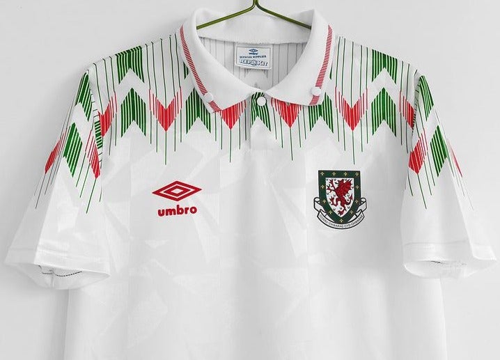 Wales retro soccer jersey 1990-1992
