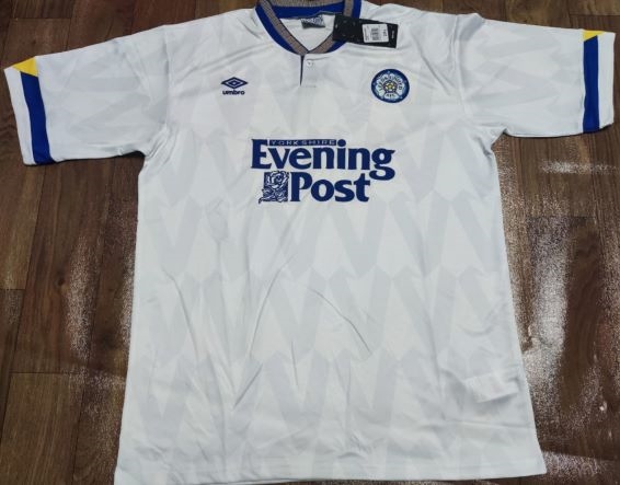 Leeds Utd retro soccer jersey 1991-1992
