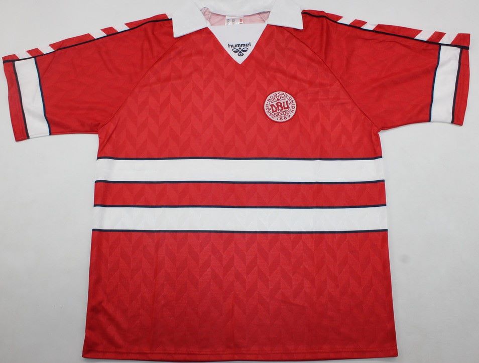 Denmark retro football shirt Euro 88