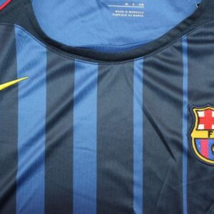 FC Barcelona 2004-2005 Retro Jersey - Image 11