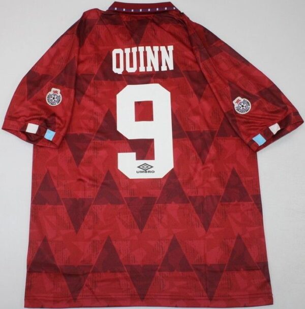 Manchester City away jersey 1990-1991