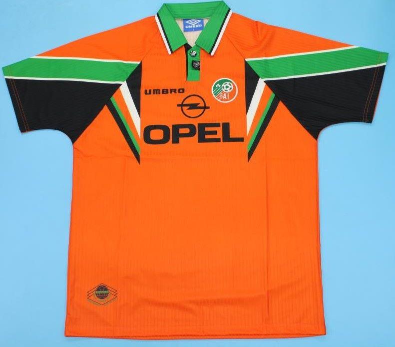 Ireland retro away jersey 1997 - S, No