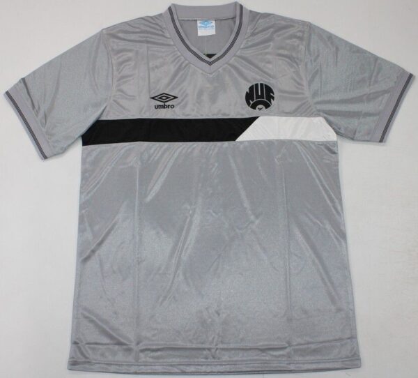 Newcastle Utd 1985-86 Football Jersey