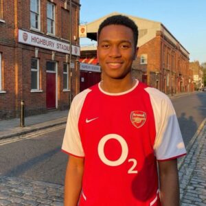 Arsenal FC Retro Soccer Jersey 2003-2004 – “The Invincibles” Edition