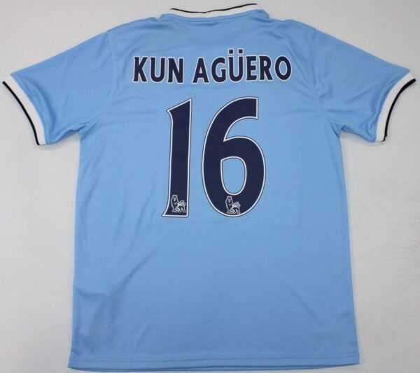 Manchester City 2013-2014 football jersey
