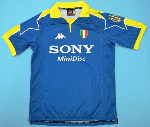 Juventus 1997-1998 retro away jersey - S