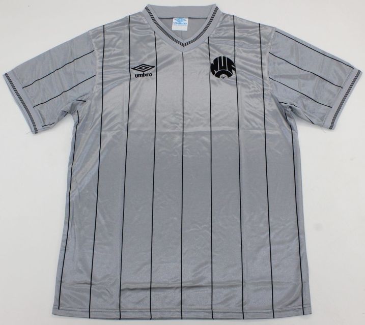 Newcastle Utd Retro Football Jersey 1985