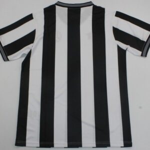Newcastle Utd 1984-1985 Jersey - Image 2