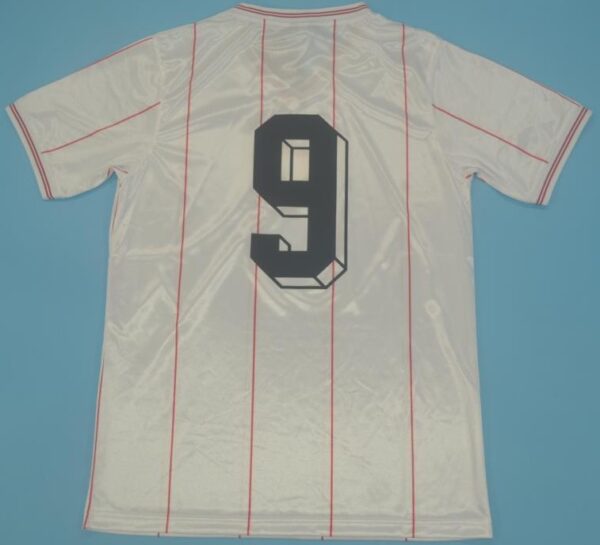 Aston Villa 1981-1982 away jersey