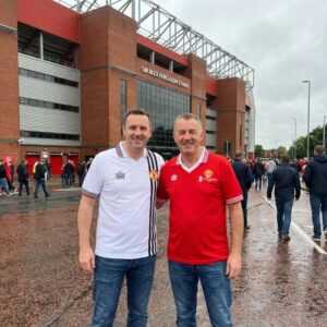 Manchester United retro soccer jersey 1977 - Image 3