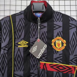 Manchester United 1993/94 Umbro Prematch Jacket - Image 3