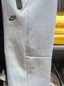 Maduro Nike Tech Fleece Tracksuit - Grey Heather/Black Windrunner & Joggers - Image 6