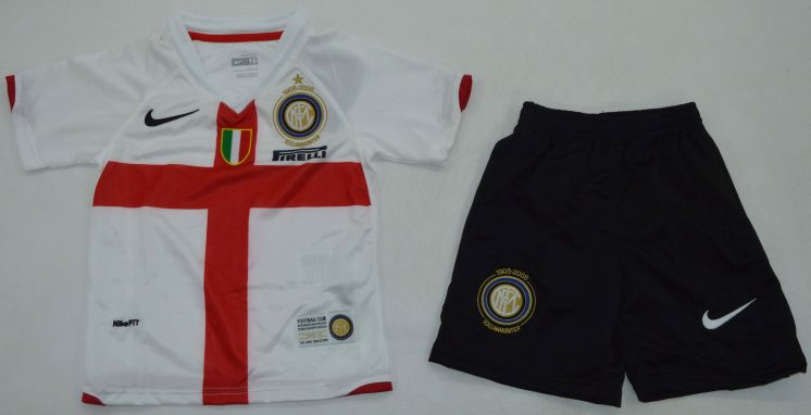 Centenary Glory: Inter Milan 2007-2008 Vintage Kids Kit