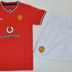 Manchester United 2000-2001 Vintage Kids Kit