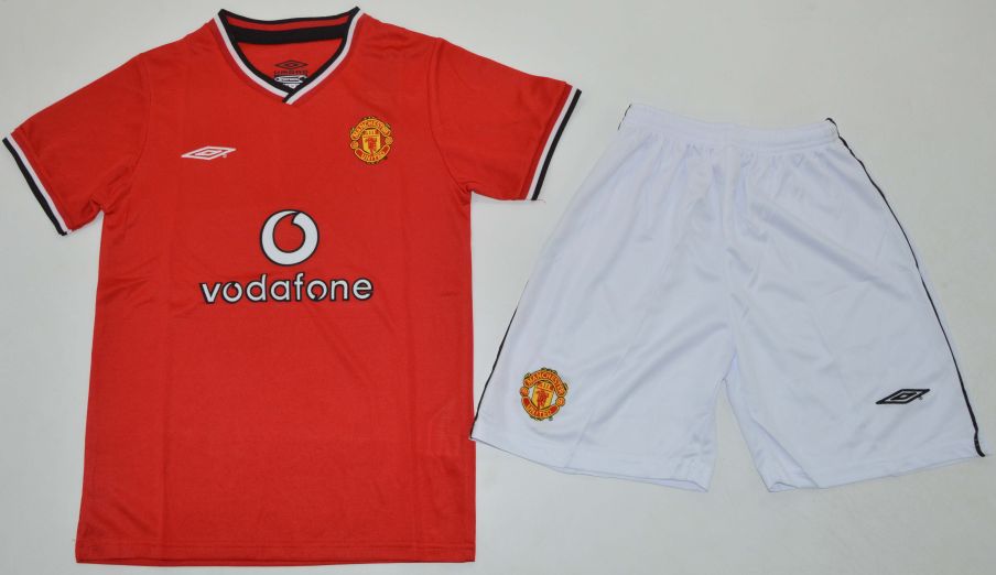 Manchester United 2000-2001 Vintage Kids Kit