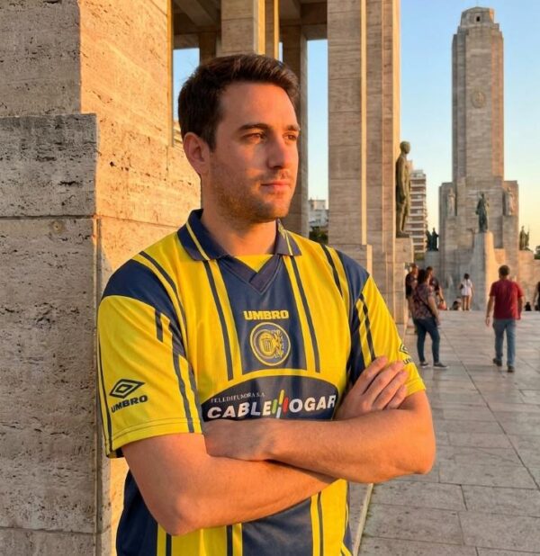 Rosario Central 1998-1999 Vintage Jersey - Retro Umbro Edition