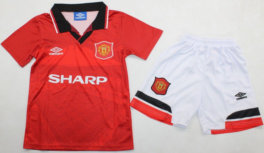 Manchester United 1994-1996 Vintage Kids Kit